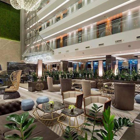 Doubletree By Hilton Istanbul - Piyalepasa Ξενοδοχείο Εξωτερικό φωτογραφία Lobby