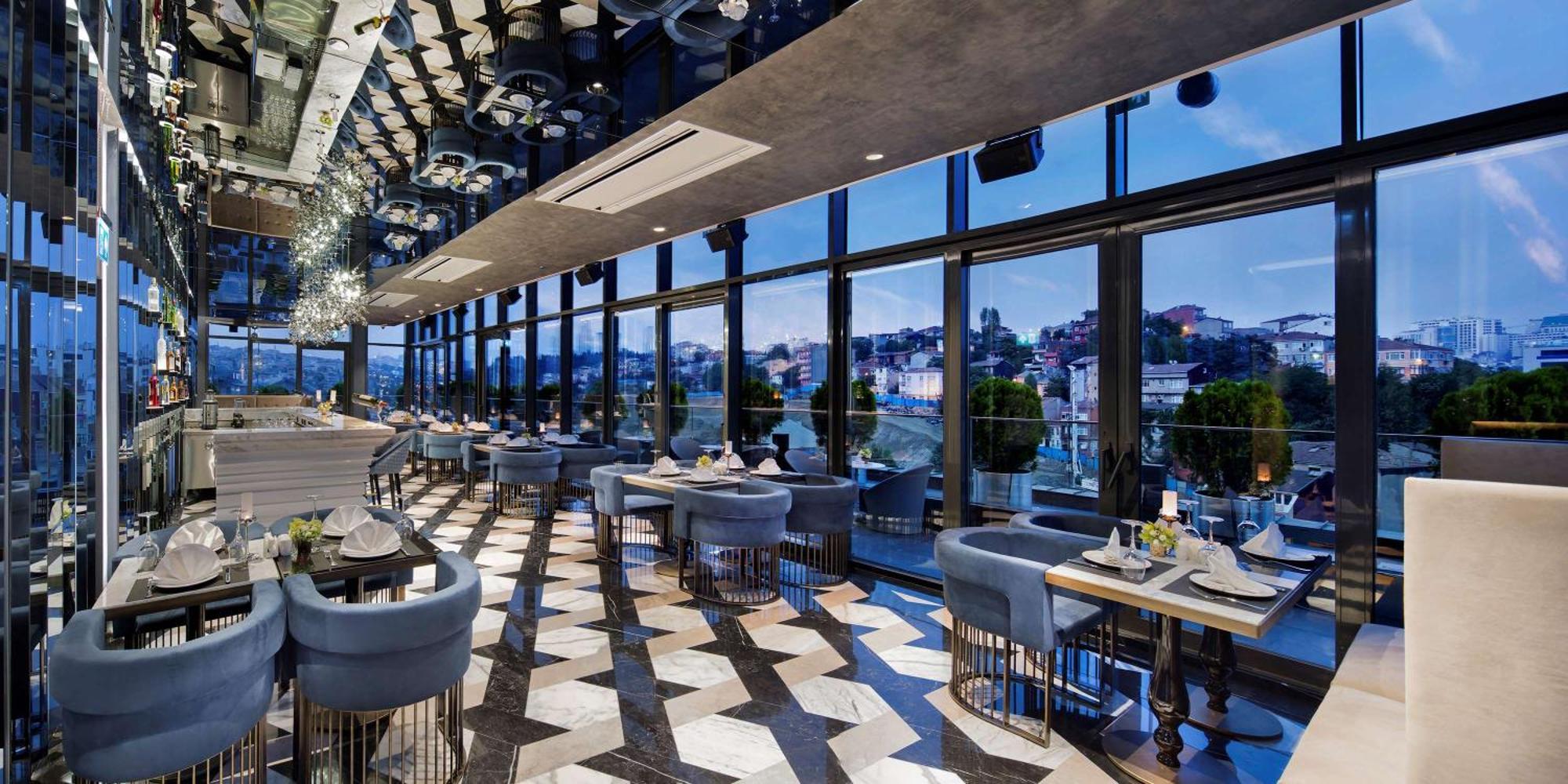 Doubletree By Hilton Istanbul - Piyalepasa Ξενοδοχείο Εξωτερικό φωτογραφία The restaurant