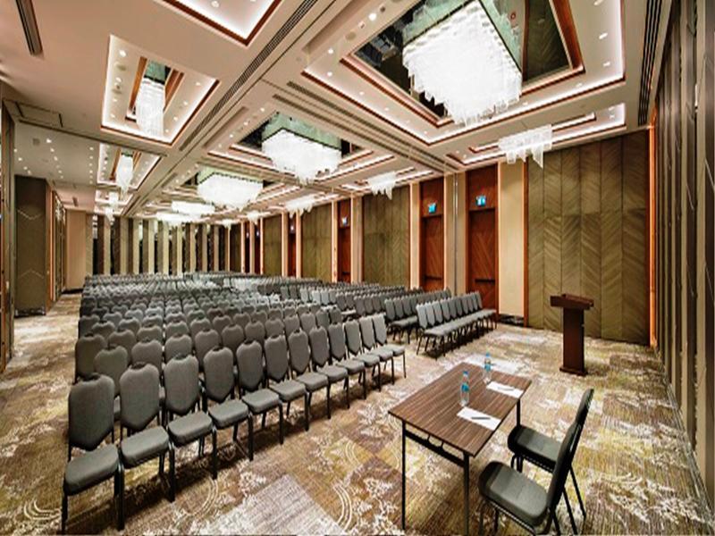 Doubletree By Hilton Istanbul - Piyalepasa Ξενοδοχείο Εξωτερικό φωτογραφία The Grand Ballroom